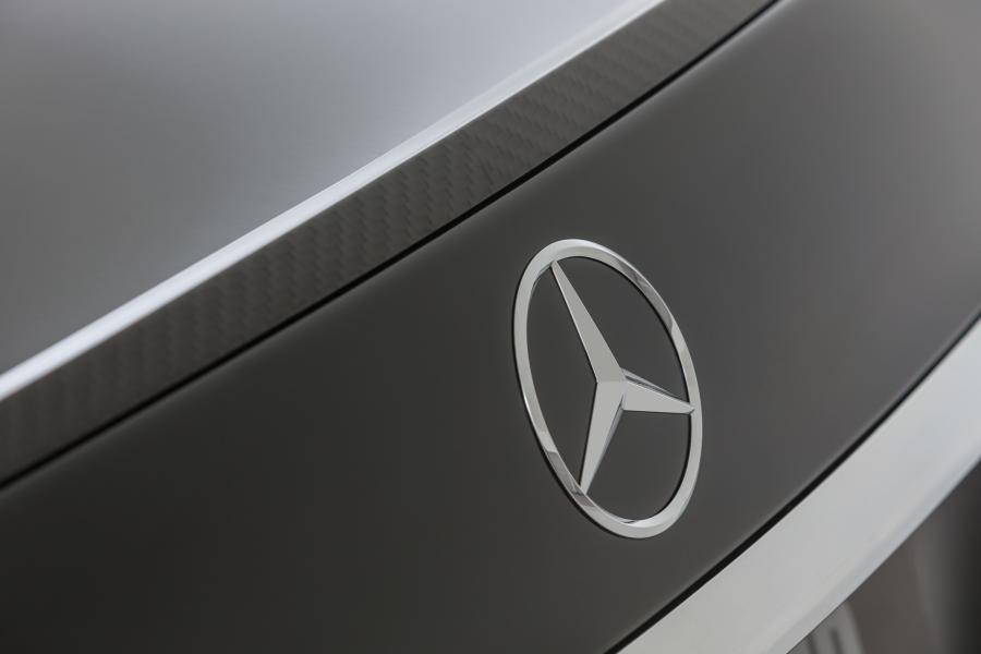 Логотип Mercedes-Benz S450 4Matic by Larte Design 2017 года  (фото 3 из 20)
